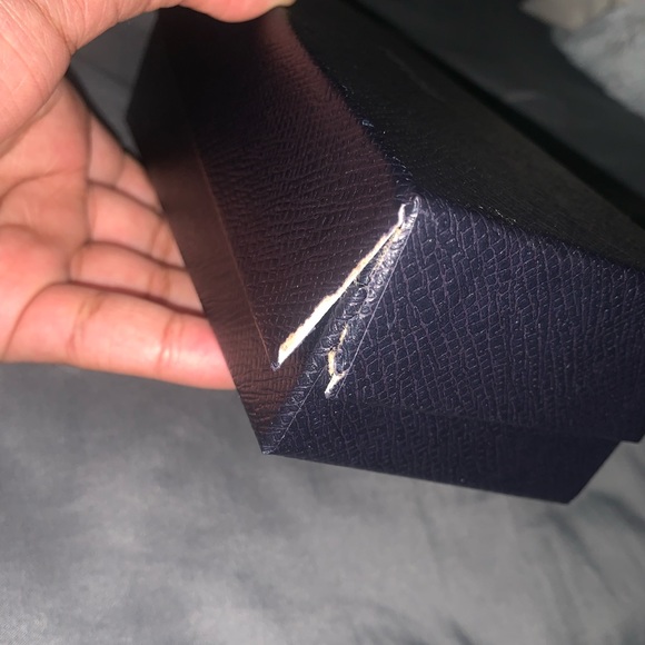 Empty Prada box - Picture 4 of 4